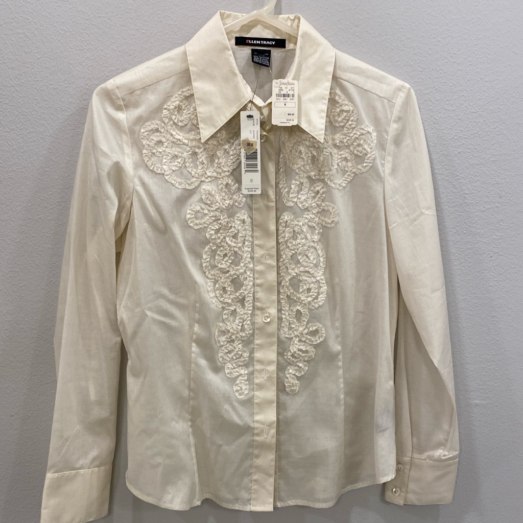 Ellen Tracy Ivory Blouse. Semi Sheer With Decorative Front. Nwt. Size 8